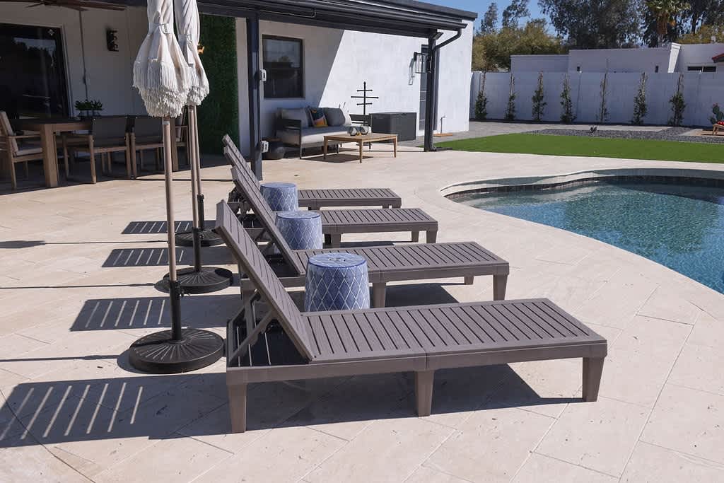 Poolside Seating