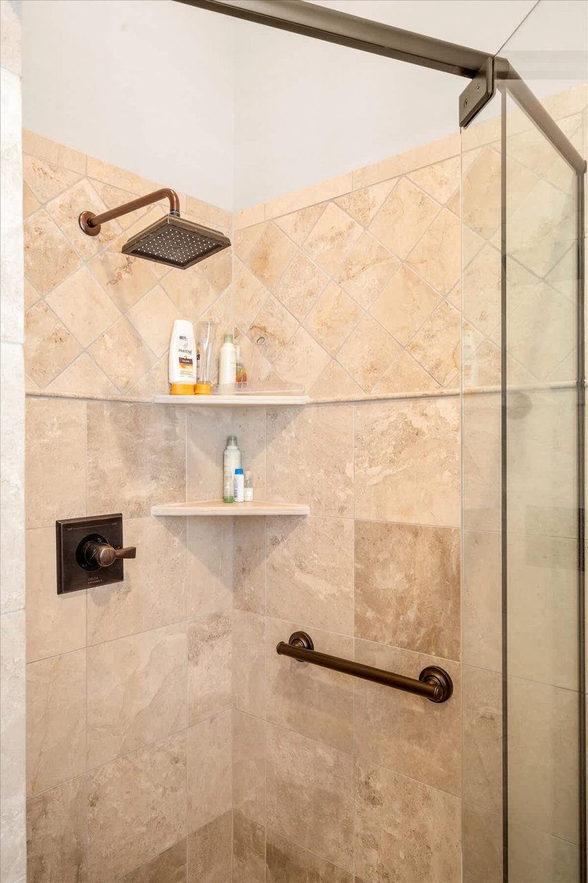 SHOWER