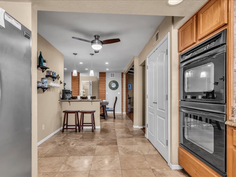 Kitchen / Dining