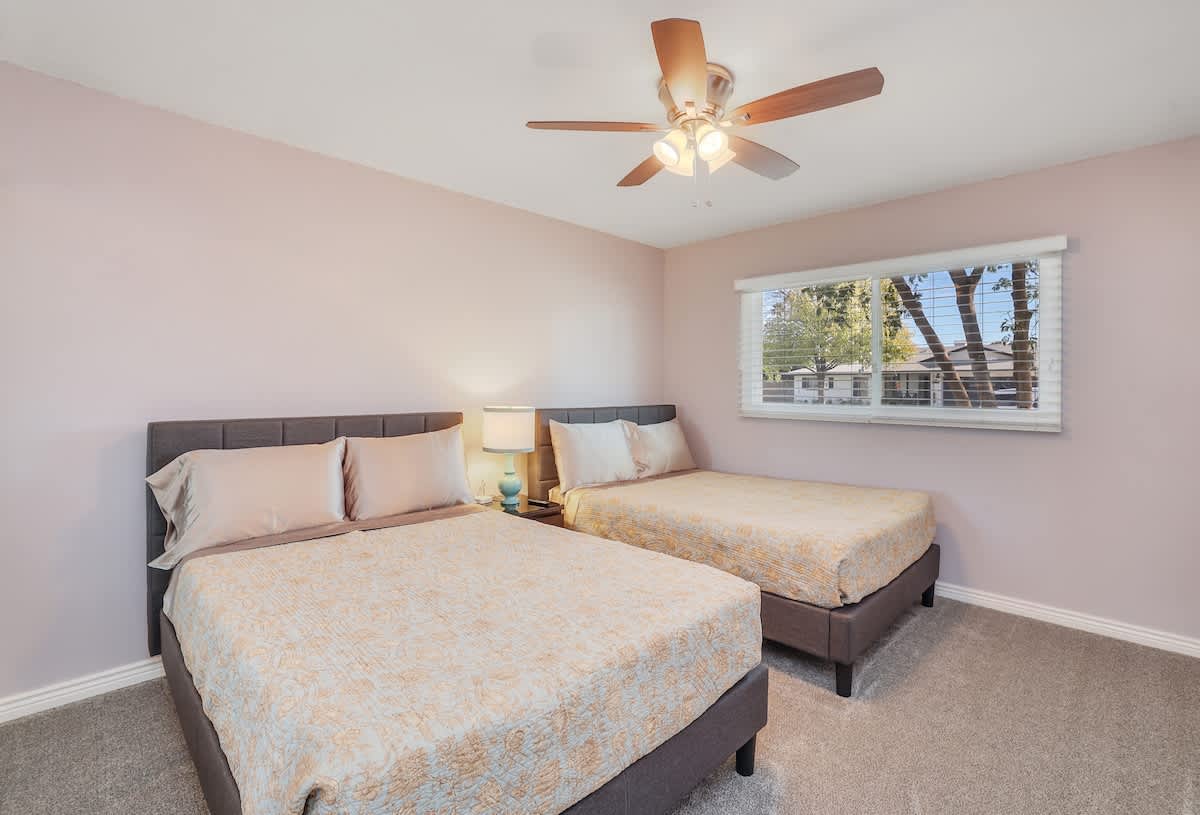 Twin Bedroom